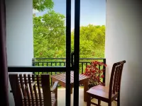 Eden Grand - Mountain view