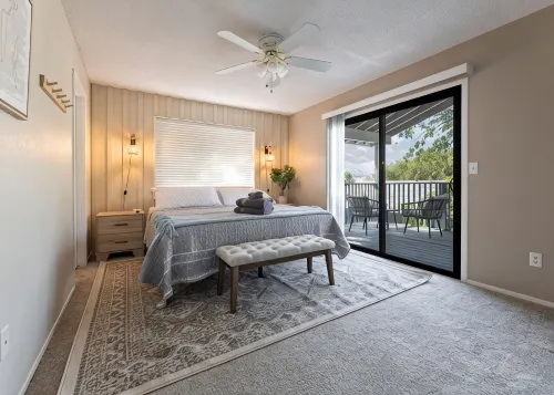 ✨ 3-King Beds / HotTub / EV Charger / Mountain View / Walk to River & Dining - 3つ星