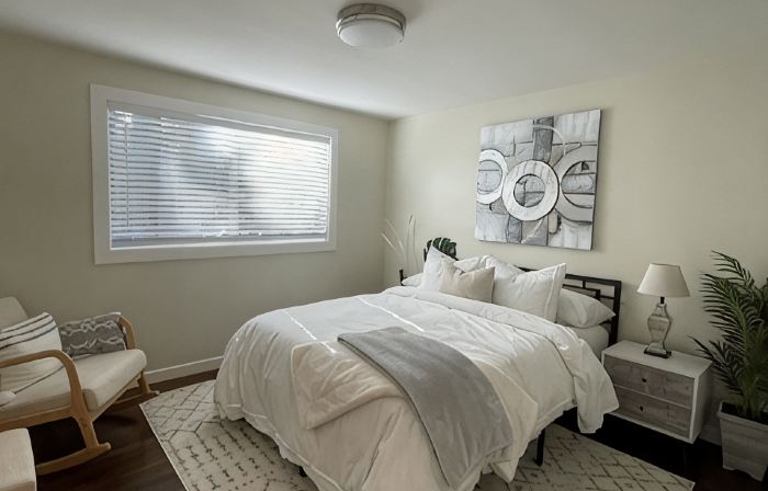 Cheerful & private 3 bedroom Shoreline home.