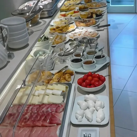 Aromi Piccolo Hotel