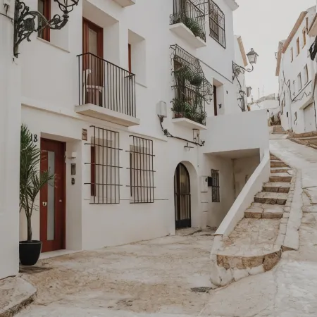 Casa Los Yayos by Nomad Stays Ξενοδοχεία στην πόλη Altea