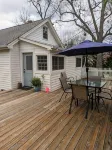 The Olde Springhouse cottage in downtown Abingdon - 3-Star