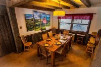 Forest Lane - Roomy Mt Snow 5 Bedroom Home with Hot Tub! - Wifi