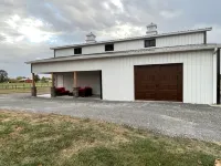 Cozy 3-bedroom cottage encased by expansive country pastures! - 3-Star