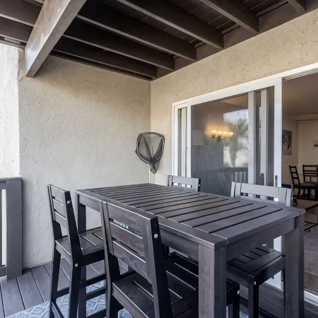 Beach Chic Retreat!