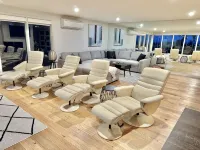 Skyline - Entire Modern 3-Bedroom House with Game Room, Sauna and Views! - โฮมสเตย์