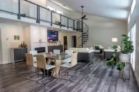 Little Ranches Retreat in the Heart of Equestrian Community - 4-Star