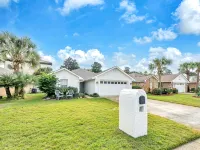 Destin Beach House. 1 Block  to Private Beach Access!! Bikes. Golf Cart Deals. - 4-Sterne