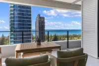 Ultra Broadbeach - Sea View