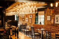 The Castle Inn - parking