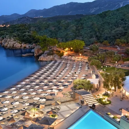 Maestral Resort & Casino