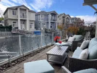 "BEAUTIFUL VIEWS" 5 Bed/3.5 Bath Sparks/Reno Lake Home - sleeps 20 - 2-Star