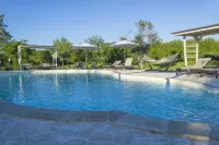 Masseria Un Posto Al Sole - Pools