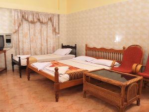 Lake Palace Family Resort Kumarakom