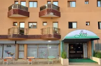Jess Hotel Отели рядом с достопримечательностью «CEET ADIDOGOMÉ»