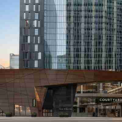 Courtyard Calgary Downtown Hotel Exterior