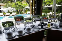 Thai House Beach Resort