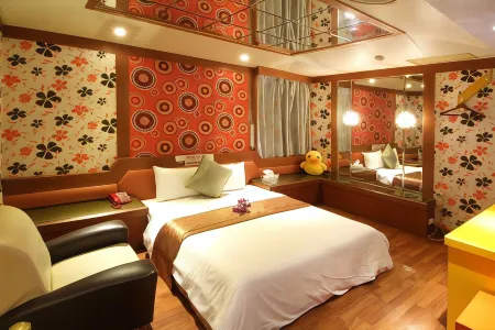 Benz Hotel Taoyuan