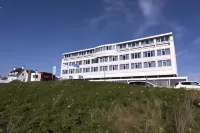 Hotel de Baak Seaside Hotel dekat Space Expo
