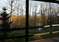 Chalet of Canandaigua Hotels in Canandaigua