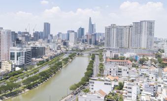 Le Places the Grand Riverside Saigon Apartment