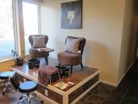 Super 8 by Wyndham West Kelowna BC Hotels in Central Okanagan H