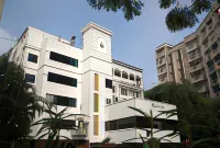 Kings Hotel Egmore Hotels near Roja Muthiah Research Library