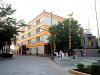 Central Park Hotel Отели в г. 