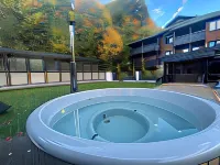 Hillden Lodge &Restaurant Hotels in Фундата