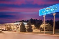 Baymont by Wyndham Traverse City فنادق في Garfield Township