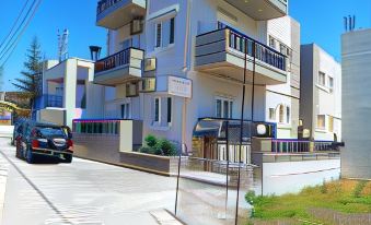 Litsa Mare Apartments