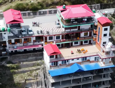 Hotel Valley View - Kempty Fall, Mussoorie! Luxury Balcony Rooms! Big Parking! Peaceful Stay Hotels near Christ Church