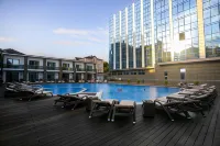 Grand Sapphire Hotel