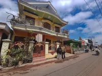 Bromo Indah Lestari Homestay Mitra RedDoorz Hotel a Tosari
