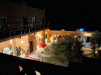Dar Talmoudi ,Traditional Riad, Local Food, Camel , Desert Excursions - Mountain view