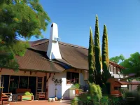 威特旅館 University of the Free State - Plant Sciences附近的飯店