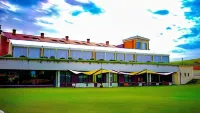 Domus Hotel Hotels near Cascate di Villa San Michele