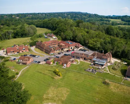 voco LYTHE HILL HOTEL & SPA by IHG Hotels in Godalming