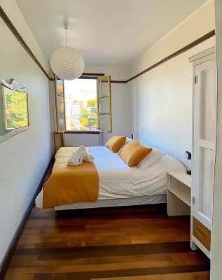 Escalera Al Puerto Guest House Hotels in 