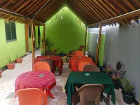 L &j modern backpackers BnB
