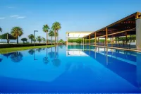Estival ElDorado Resort - parking