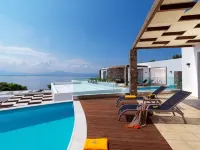 Wyndham Loutraki Poseidon Resort - Uima-altaat