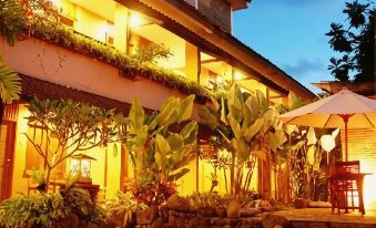 Nyiur Resort Hotel