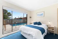 Allambi Holiday Apartments Hotels near Myer Street Jetty