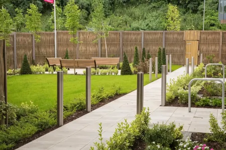 Western Gate - Luxury 2 Bed Downtown Apartment Отели в г. Олд Бейсинг энд Личпит