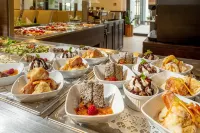 Park Hotel - breakfast