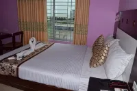 Hotel Regal Palace - balcony