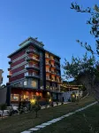 Olivia's Hill Resort Hotels in Golem