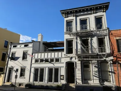 Symphony Hotel & Restaurant Hotels in Cincinnati