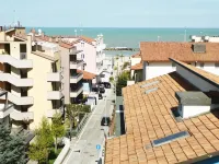 Hotel Crystal Hotels in Torre Pedrera